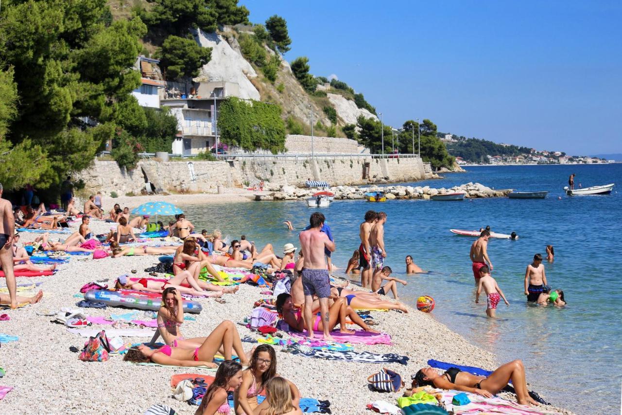 Apartments By The Sea Krilo Jesenice, Omis - 15145 جيسينتسي المظهر الخارجي الصورة