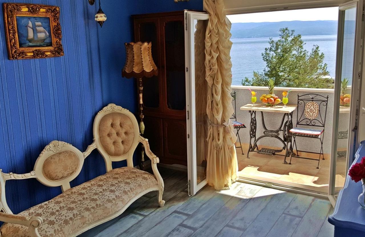 Apartments By The Sea Krilo Jesenice, Omis - 15145 جيسينتسي المظهر الخارجي الصورة