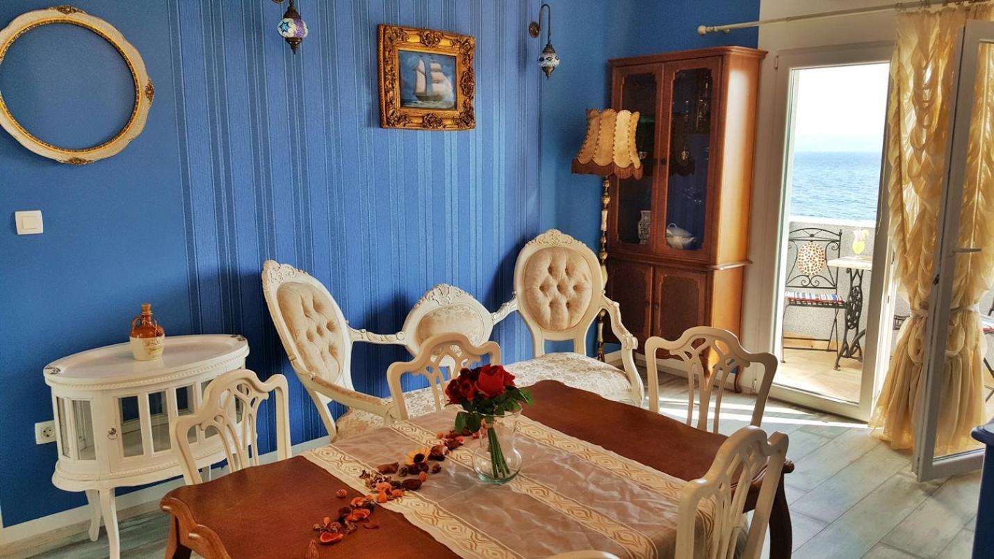 Apartments By The Sea Krilo Jesenice, Omis - 15145 جيسينتسي الغرفة الصورة